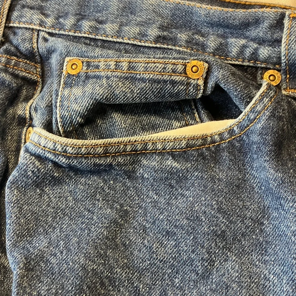 Eddie Bauer Authentic Denim Jeans in a Medium-to-Dark Blue Wash Size: 42x30